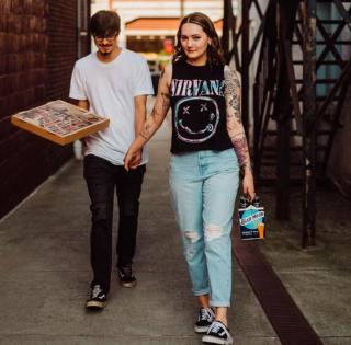 Pizza & Beer is the power couple here

📸: @peachpearphotography