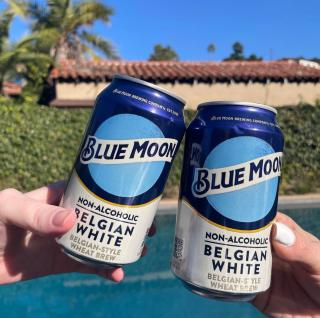 Blue Moon Non-Alcoholic is the perfect sip while taking a dip.
