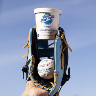 The citrus flavors of our new boozy Blue Moon Home Run Twist are your favorite game highlight. Get yours before it melts. See link in bio.